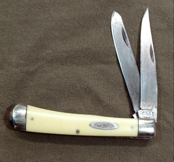 Case XX 3254 Trapper