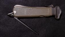 Bund Paratrooper Gravity Knife - OFW Messer with Take-Down Button Bund Paratrooper Gravity Knife - OFW Messer with Take-Down Button