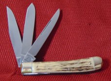 MINT CONDITION FIGHT'N ROOSTER 3 BLADE TRAPPER GENUINE STAG BADGER KNIFE CLUB 1993 #24 OF 50 MINT CONDITION FIGHT'N ROOSTER 3 BLADE TRAPPER GENUINE STAG BADGER KNIFE CLUB 1993 #24 OF 50