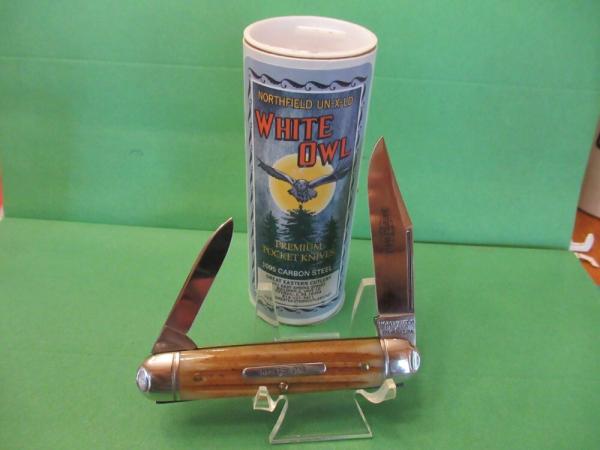 Great Eastern Northfield White Owl Cowhide Jigged Bone Pattern # 681221