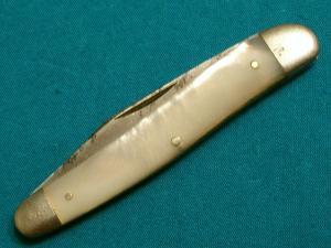 VINTAGE PEARL BERTRAM GERMANY HEN & ROOSTER FOLDING POCKET SERPENTINE JACK PEN KNIFE KNIVES OLD
