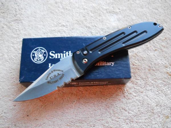 Smith & Wesson SW 1000 Military Law Enforcement Knife 1st Production Run 