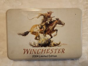 Vintage Winchester 2004 Limited Edition Lockback & Small Stockman Set With Pin Included