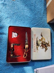 Vintage Winchester 2004 Limited Edition Lockback & Small Stockman Set With Pin Included Vintage Winchester 2004 Limited Edition Lockback & Small Stockman Set With Pin Included