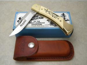 Schrade + USA SC507 Scrimshaw Nautical Whale Series Lockback Knife & Pouch in Box