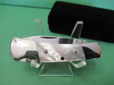 Case XX 1986 Pearl Folding Lock Back Pattern # 81225L SS Case XX 1986 Pearl Folding Lock Back Pattern # 81225L SS