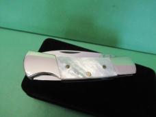 Case XX 1986 Pearl Folding Lock Back Pattern # 81225L SS Case XX 1986 Pearl Folding Lock Back Pattern # 81225L SS
