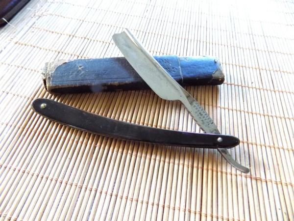 Rare Northfield Cut Co. Conn-Straight Razor