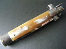 FRANK BELTRAME 23CM 9" DAGGER AUTO IN BRAZILIAN HONEY HORN...NEW FRANK BELTRAME 23CM 9" DAGGER AUTO IN BRAZILIAN HONEY HORN...NEW
