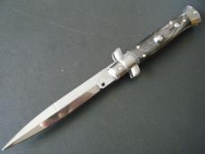 FRANK BELTRAME 23CM 9" BAYONET AUTO IN "S" BUFFALO HORN...NEW FRANK BELTRAME 23CM 9" BAYONET AUTO IN "S" BUFFALO HORN...NEW