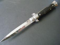FRANK BELTRAME 23CM 9" BAYONET AUTO IN "S" BUFFALO HORN...NEW FRANK BELTRAME 23CM 9" BAYONET AUTO IN "S" BUFFALO HORN...NEW
