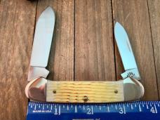 Case Canoe Rogers Corn Cob Jigged Burnt Oatmeal Bone 2008 Regular Member Club Knife Case Canoe Rogers Corn Cob Jigged Burnt Oatmeal Bone 2008 Regular Member Club Knife