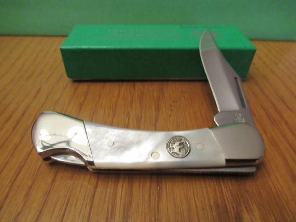 Hen & Rooster Bertram Pearl Folding Lock Back Model # 351 MOP