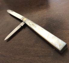1990 Case XX 9285 - Genuine Pearl  - German Manufactured Doctor's Knife - 3 5/8" Closed