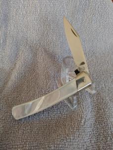 Buck mother of pearl 