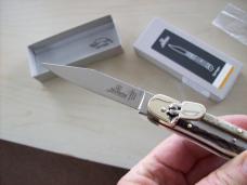 Hubertus Knife Solingen, Germany Size 10 Medium Clip-Point Genuine Stag/Antler NIB Hubertus Knife Solingen, Germany Size 10 Medium Clip-Point Genuine Stag/Antler NIB