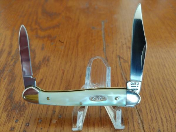 CASE MOTHER of PEARL (GOLD LIP)