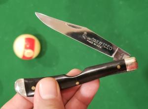 Vintage Queen Steel #12EO USA, Slick Black Easy Open Knife, Q76