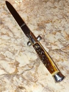 Vintage Rostfrei. Stag Stiletto 6 1/2". Vintage Rostfrei. Stag Stiletto 6 1/2".