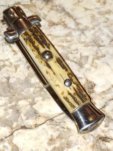 Vintage AKCi. Stag  Stiletto  7 1/4".