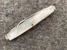 KUTMASTER UTICA NY USA Pearl Pen Knife