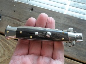 BRAND NEW,  UNUSED, FRANK BELTRAME 9"  AUTOMATIC SWITCHBLADE STILETTO WITH GENUINE DARK  HORN SCALES