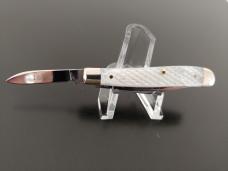 QUEEN CHECKER CUT MOTHER OF PEARL 