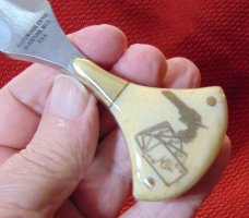 NORTHWOODS KNIVES GLADSTONE , MICH. USA SCRIMSHAWED GAMBLERS PUSH DAGGER CUSTOM LEATHER SHEATH 