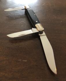 2009 AAPK Club Knife - Canal Street Cutlery Manufactured 4" Stockman - 440C Steel Blades 2009 AAPK Club Knife - Canal Street Cutlery Manufactured 4" Stockman - 440C Steel Blades