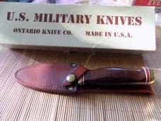 P1 USMC Parachutist 94 Fixed Blade Knife with original sheath and box
