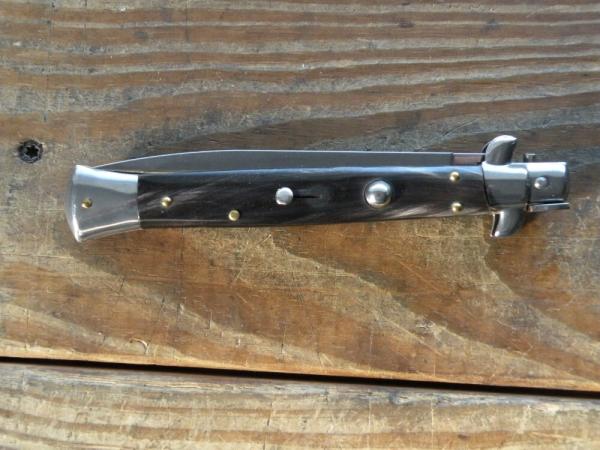 BRAND NEW, UNUSED FRANK BELTRAME 11" AUTOMATIC SWITCHBLADE STILETTO WITH GENUINE BUFFALO HORN SCALES BRAND NEW, UNUSED FRANK BELTRAME 11" AUTOMATIC SWITCHBLADE STILETTO WITH GENUINE BUFFALO HORN SCALES