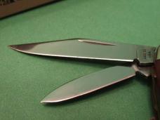 Case XX 1977 Delrin Peanut Pattern # 6220 EDC Case XX 1977 Delrin Peanut Pattern # 6220 EDC