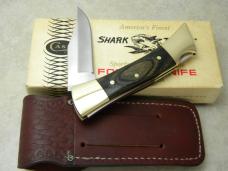Case XX SS USA 3 Dot P197-SSP Wood Shark Tooth Lockback Knife in Box Case XX SS USA 3 Dot P197-SSP Wood Shark Tooth Lockback Knife in Box