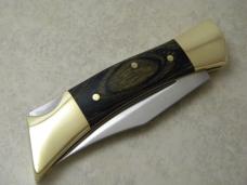 Case XX SS USA 3 Dot P197-SSP Wood Shark Tooth Lockback Knife in Box Case XX SS USA 3 Dot P197-SSP Wood Shark Tooth Lockback Knife in Box