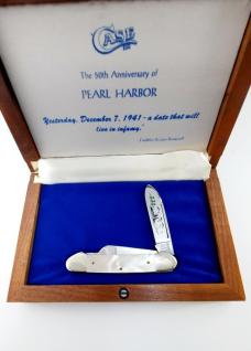 Case XX Pearl Harbor Remembrance Knife Mother of Pearl #224/500 Wood Display Box COA