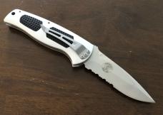 Smith & Wesson dual action S.W.A.T. knife - SW5000 - Serrated 440 Steel Blade