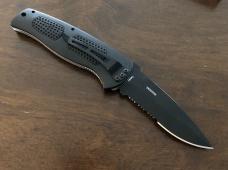Smith & Wesson dual action S.W.A.T. knife - SW5000B - Black Coated Serrated 440 Steel Blade