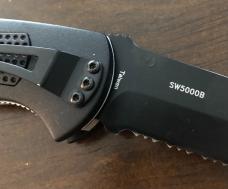 Smith & Wesson dual action S.W.A.T. knife - SW5000B - Black Coated Serrated 440 Steel Blade