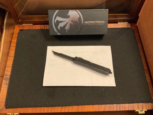Microtech Ultratech Hellhound Shadow