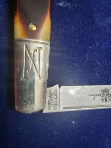 Great Eastern NORTHFIELD #772122 ANTIQUE YELLOW SAWCUT BONE BARLOW