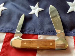 Vintage J A Henckels 2 Blade Canoe w/ Walnut Handles -NM -NICE ONE!