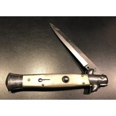 Renzo Beltrame 9" Italian Stiletto, Honey Horn Scales Renzo Beltrame 9" Italian Stiletto, Honey Horn Scales