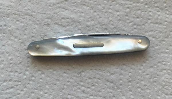 VULCAN SHEFFIELD PEARL PEN KNIFE