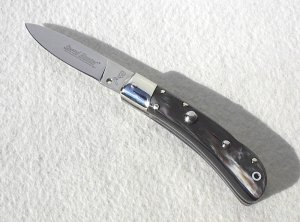 NOS AKC ITALIAN CLASSIC SPEED HUNTER GENUINE BRAZILIAN HORN NICKEL SILVER BOLSTERS 