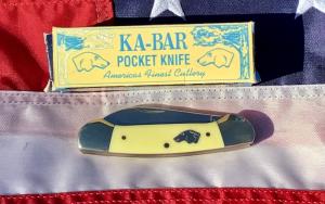 Vintage Ka-Bar Dog Head 2 Blade Canoe Knife w/ Yellow Derlin Handles -Dog Head Shield -NOS & M/NM