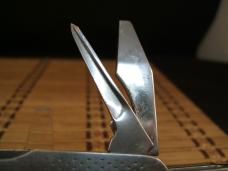 U,S, MILITARY ISSUE MULTI-TOOL SURVIVAL FOLDING POCKET KNIFE BY CAMILLUS U.S.A. MADE EXCELLENT USED