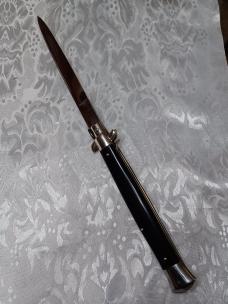 13" Vintage Black Acrylic Italian Stiletto. Rostfrei 13" Vintage Black Acrylic Italian Stiletto. Rostfrei