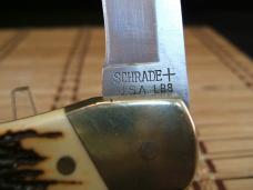SCHRADE UNCLE HENRY LB8 PAPA BEAR USA LARGE FOLDING POCKET KNIFE SERIAL NO. 48515 & ORIGINAL SHEATH