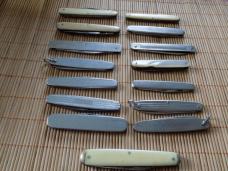 Knife Lot-14 Knives