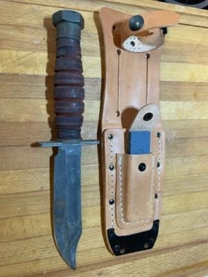 Vintage Ontario 2/80 military Pilot survival knife and original leather sheath
